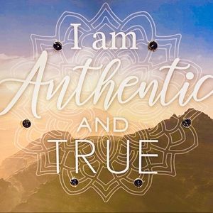 OFFERS Are all welcome ❤️🦋🦋🦋Happy Poshing🦒👗